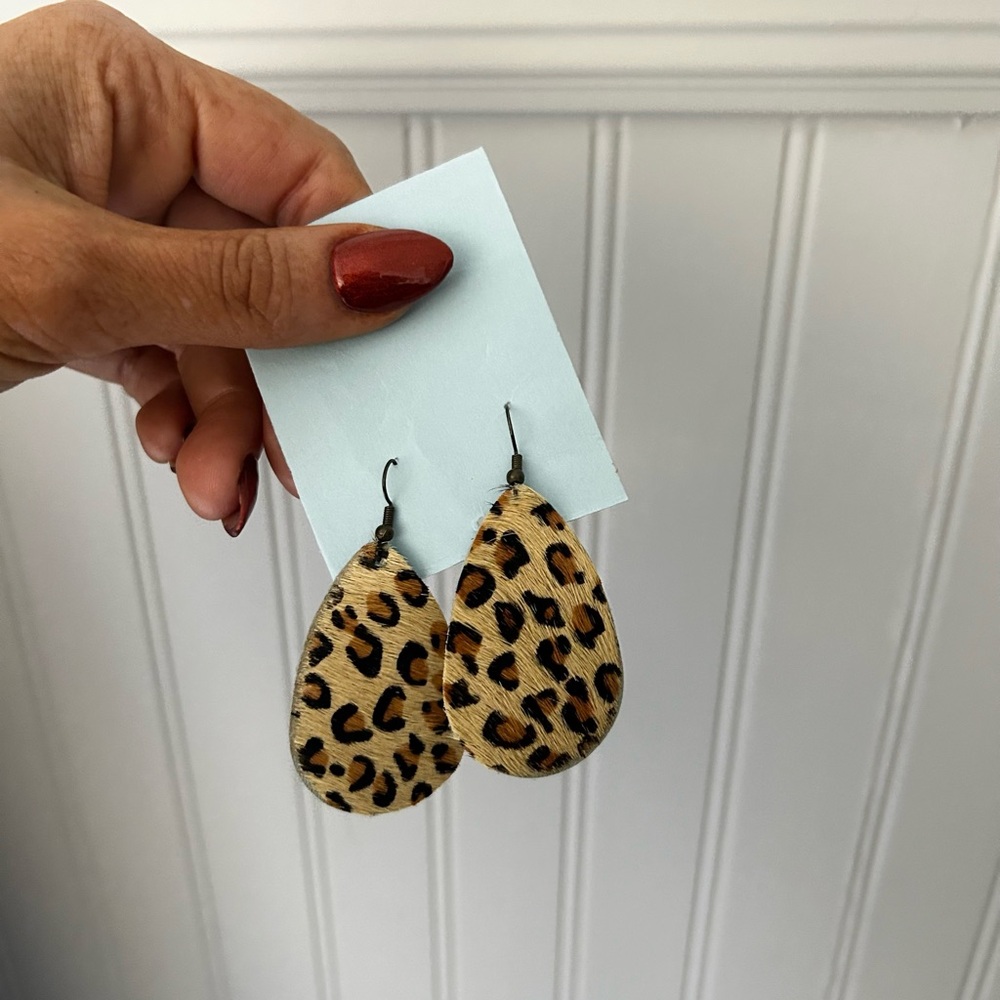 Leopard Animal Print Teardrop Dangle Earrings